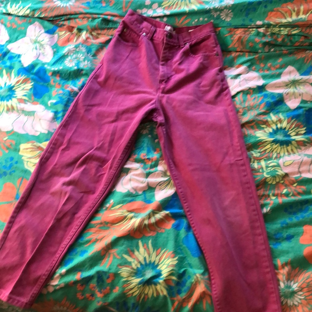 Super cute pink high waisted jeans